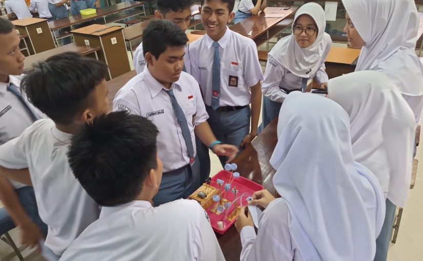 Pendidikan Tanpa Kursi: Sekolah Alternatif yang Membiarkan Siswa Belajar Sambil Bergerak