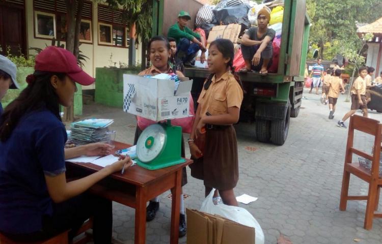 Kurikulum Lingkungan: Belajar Mengelola Sampah Sejak Kecil