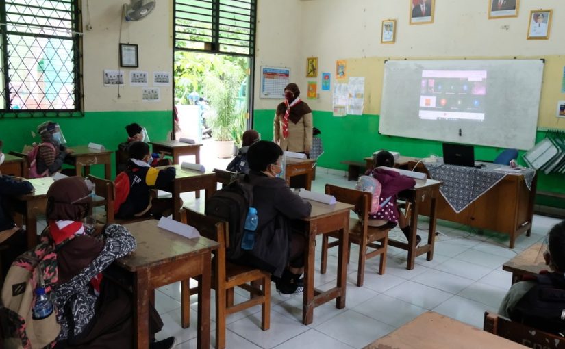 Pendidikan Gen Z: Perilaku Murid yang Harus Guru Ketahui Sekarang